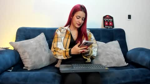 karina online show from December 3, 3:40 am