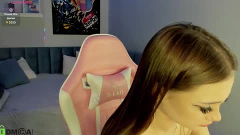 karina_broks online show from November 29, 11:47 am