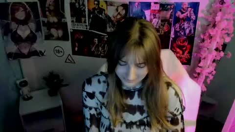 Karla online show from December 15, 1:27 pm