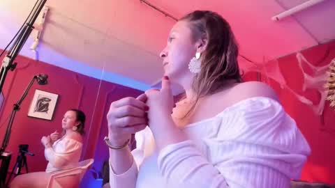 carla  online show from October 30, 3:42 am