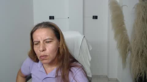 KARLYE online show from December 17, 2:38 am