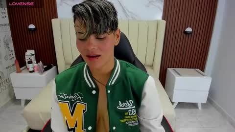 Karoll online show from February 6, 10:32 pm