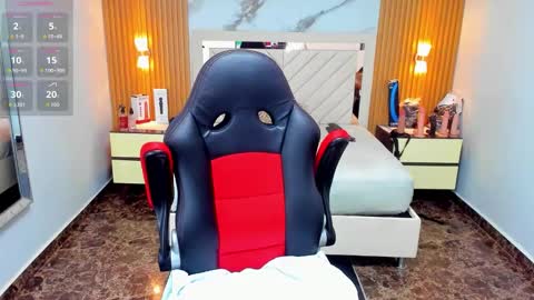 Karoll online show from September 12, 8:05 pm