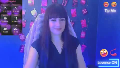 Caroline online show from February 23, 7:30 am