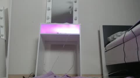 Karolinas777x online show from December 16, 6:25 pm