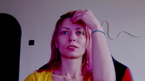 karoline121 online show from November 18, 10:27 am