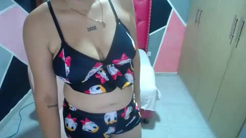 karoline_lovex online show from February 28, 7:56 pm