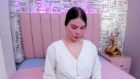 karoly online show from February 6, 8:23 pm