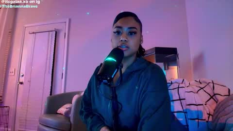 BriannaBrave online show from March 13, 4:14 am