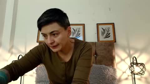 kat paradisse online show from February 17, 11:53 am