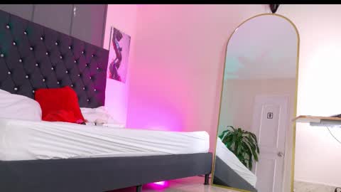 kataaleya__12 online show from February 9, 2:08 pm