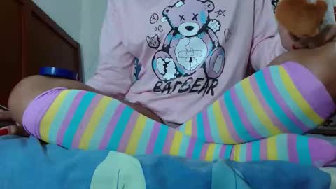 katasquirt online show from December 1, 12:48 am