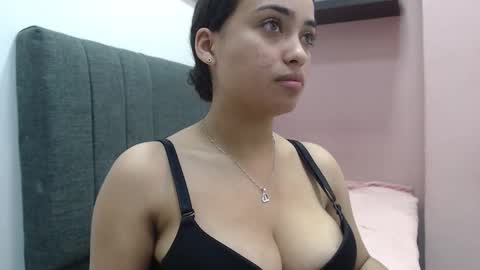 Kari online show from November 13, 1:43 pm