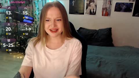 Lisa online show from February 14, 6:51 pm