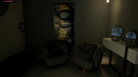 K A T E  online show from March 10, 7:55 am