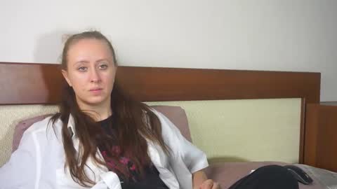 Snapshot of katharinedaggett chatting on October 23, 1:28 pm katharinedaggett online show from October 23, 1:28 pm