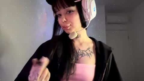 Luna online show from March 28, 3:55 pm