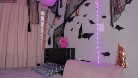 Snapshot of katia606424 chatting on October 23, 3:18 pm Katia online show from October 23, 3:18 pm