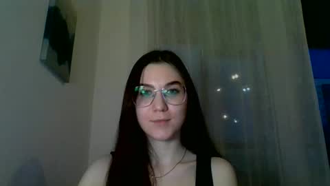 katie_foxi online show from March 7, 4:11 pm