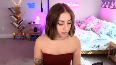 Katie Verona online show from January 26, 7:31 pm