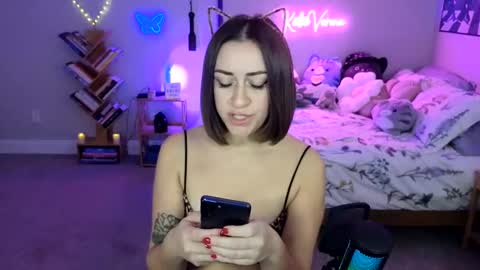 Katie Verona online show from February 1, 12:29 am