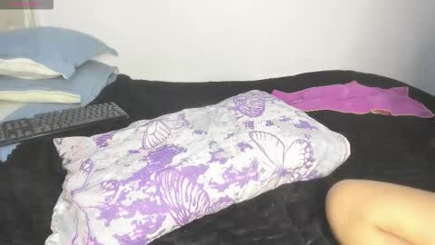 Snapshot of katitahotcam_ass chatting on October 22, 11:21 pm katita online show from October 22, 11:21 pm