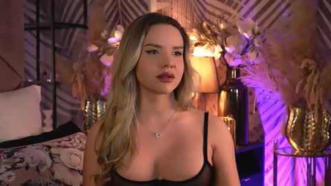 KatJolie online show from March 18, 12:37 am