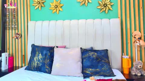 K A T L Y N  online show from March 1, 6:32 pm