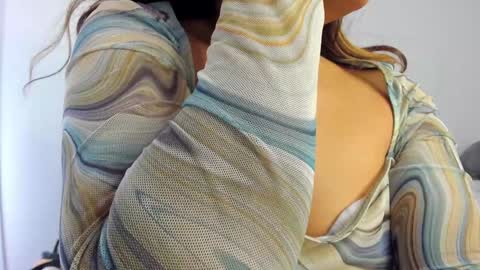 Follow me on instagram and twitter as correaktnees online show from December 26, 7:35 am