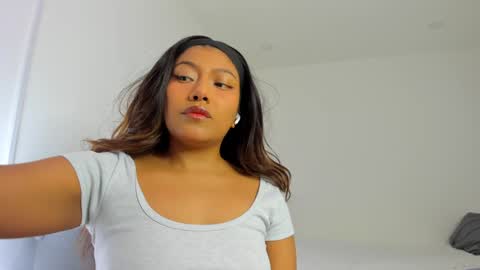 Follow me on instagram and twitter as correaktnees online show from December 25, 8:29 am