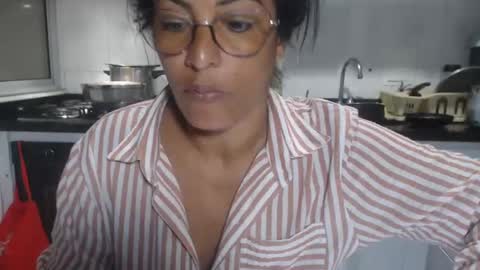 KattleyaGrey online show from October 25, 1:02 am