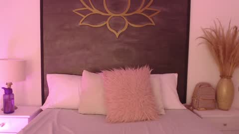 Katty online show from December 18, 4:31 am