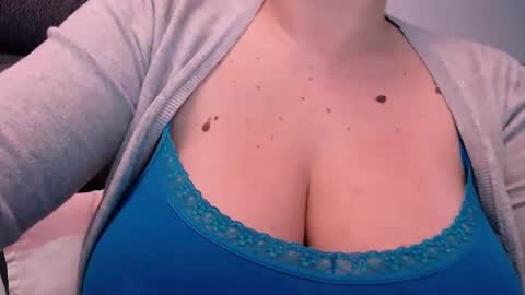 Katy online show from December 14, 6:35 am