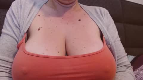 Katy online show from December 2, 3:56 pm