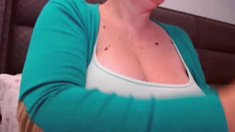 Katy online show from October 21, 5:11 am