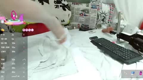 Katy online show from February 7, 1:15 pm