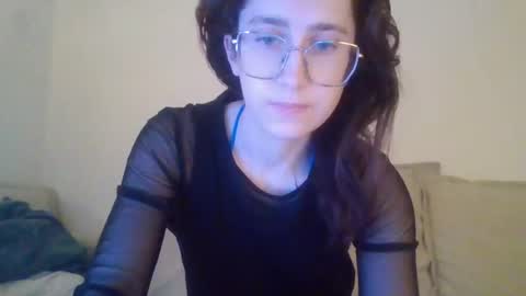 kawaii snowflake online show from July 7, 12:02 am