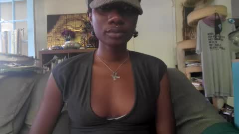 kawaiistrfkr online show from March 3, 1:33 am