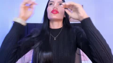 Kayla  online show from February 13, 11:45 am