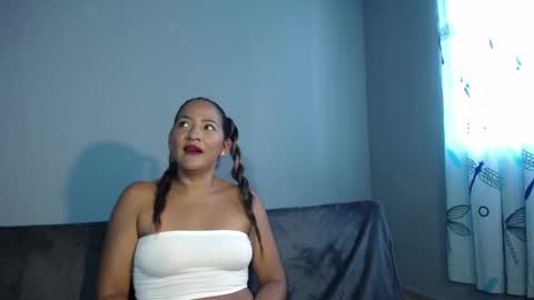 kayla_sweetlove online show from October 14, 8:22 pm