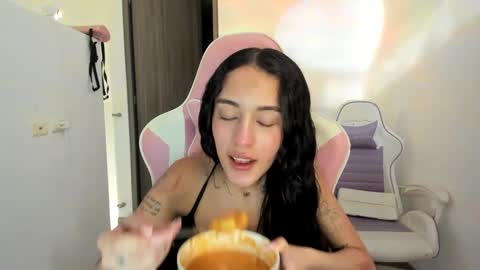 kaylie online show from September 12, 9:44 pm