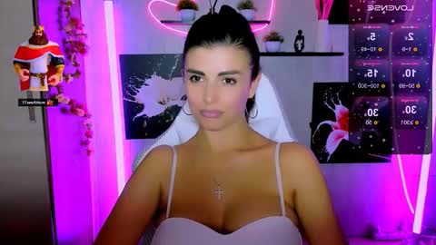 kayworl online show from December 3, 1:57 pm