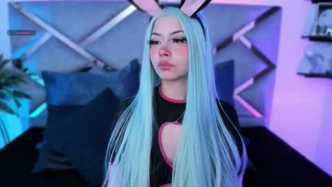 Keidy Monday to Saturday from 200 pm to 810pm  UTC-5 Colombia Time online show from October 28, 8:25 pm