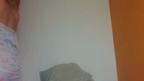 Kellie online show from November 4, 5:45 am