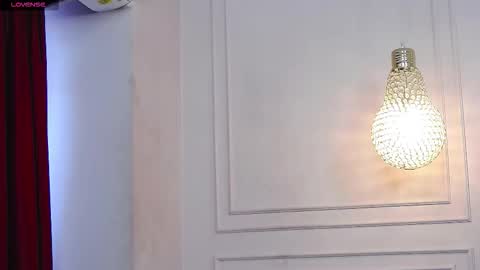 Kelly online show from December 20, 10:52 am