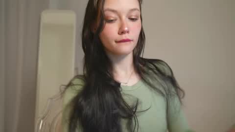  KELLY  online show from February 15, 2:44 pm