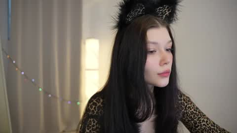  KELLY  online show from December 30, 10:10 am