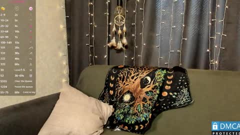 Kelly online show from March 31, 11:10 am