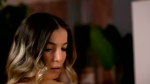 Denise online show from April 3, 2:20 am