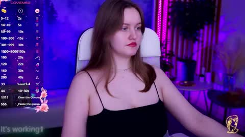 kelly online show from April 11, 9:24 am